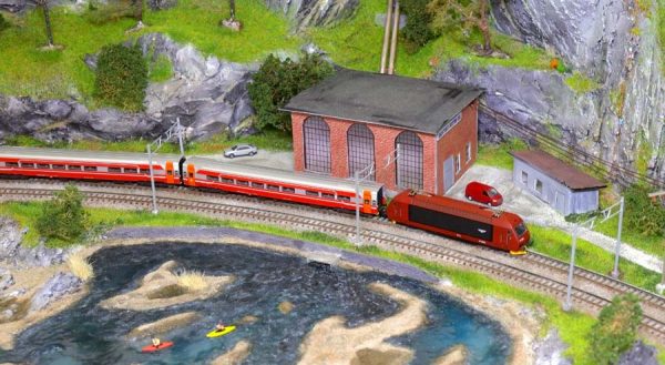 11.09.2020 Wo bleibt denn die El 18? ASM Arndt SpezialModelle